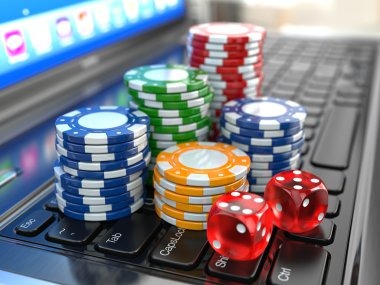 Outcome display and payout summary