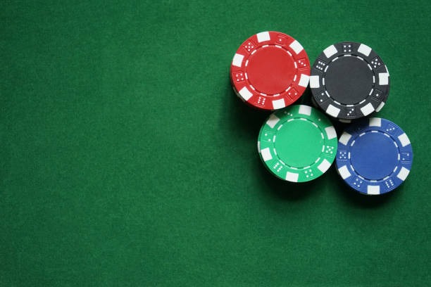 Free spin bonus round with expanded symbols
